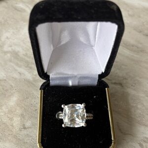 Elegant Sterling Silver Women's CZ Ring Size 7